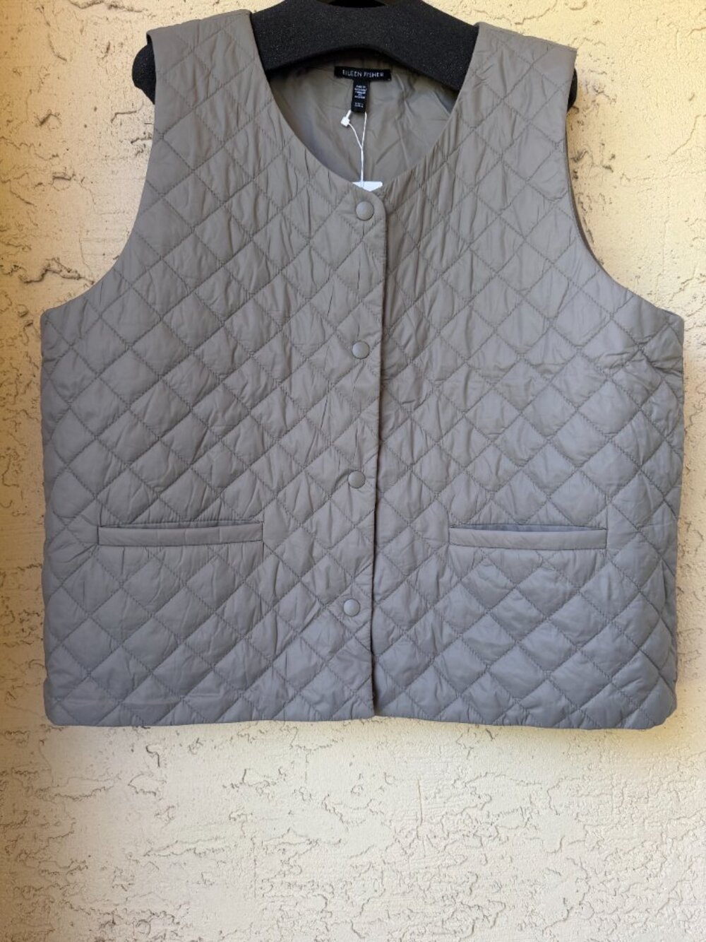 NWT Eileen Fisher Reed Eggshell Nylon Quilted Vest Sz L - Picture 2 of 6